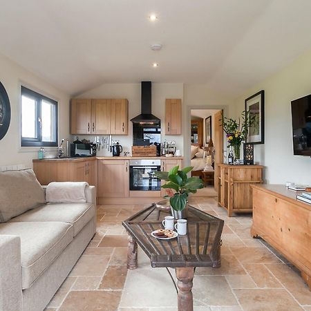 Holders Cottage Lassington Εξωτερικό φωτογραφία